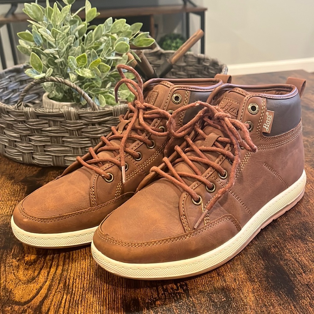 Men’s Bass brown ankle boot